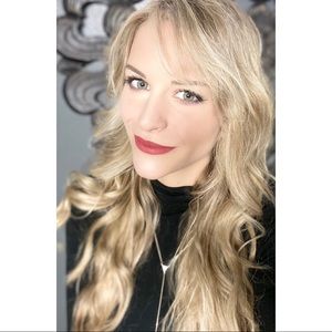 Meet your Posher, Merisa